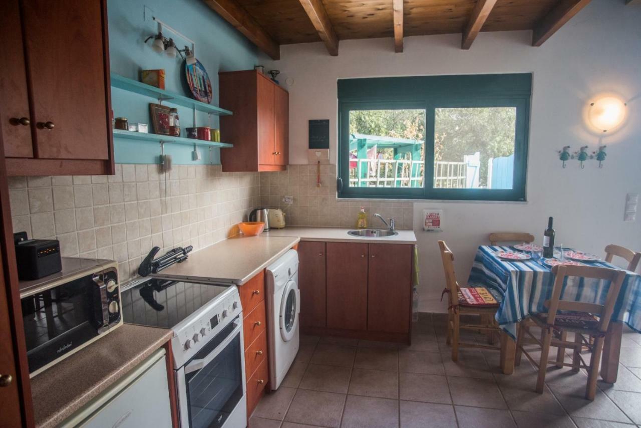 Villa Afou Afrata Bagian luar foto
